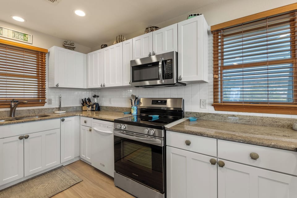 WH359: A Whale Of A Time | Top Level Kitchen