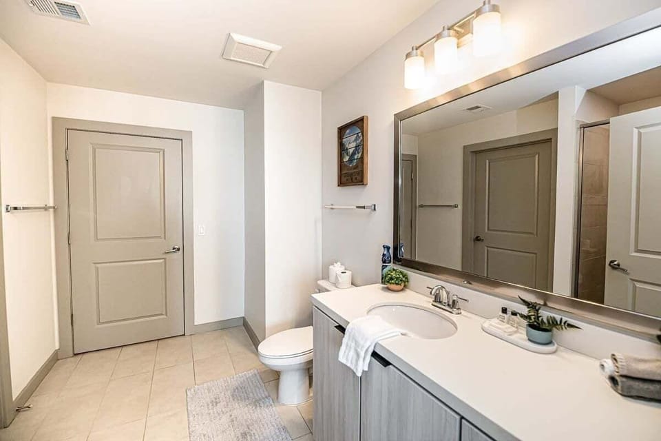 2br Fully Furnished Apartment Uptown - Boa Stadium 2 Bedroom Apts by RedAwning Apartment in Charlotte