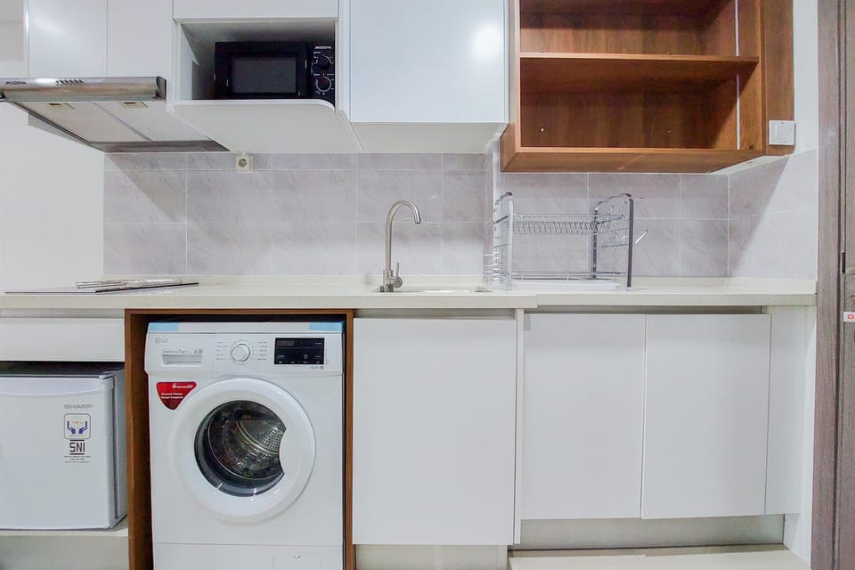 Apartment | Private kitchen | Full-size fridge, stovetop