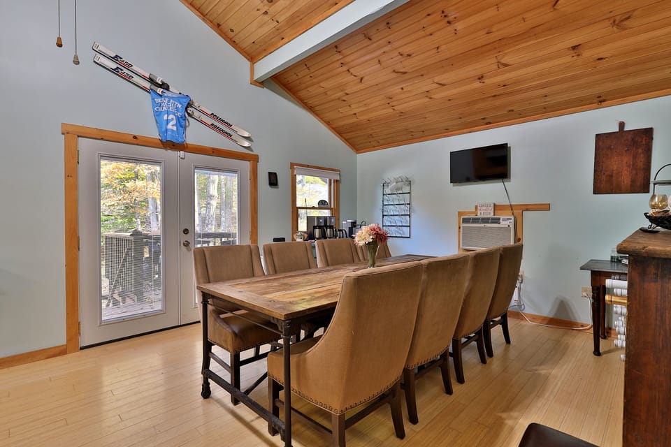 Main Floor Dining Area