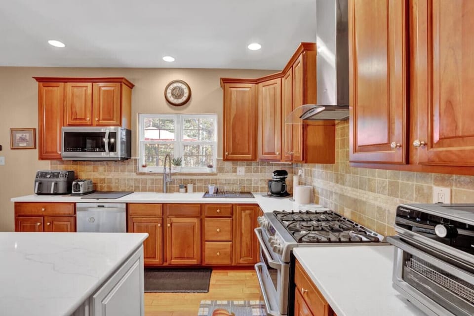 Kitchen ready for all your culinary adventures