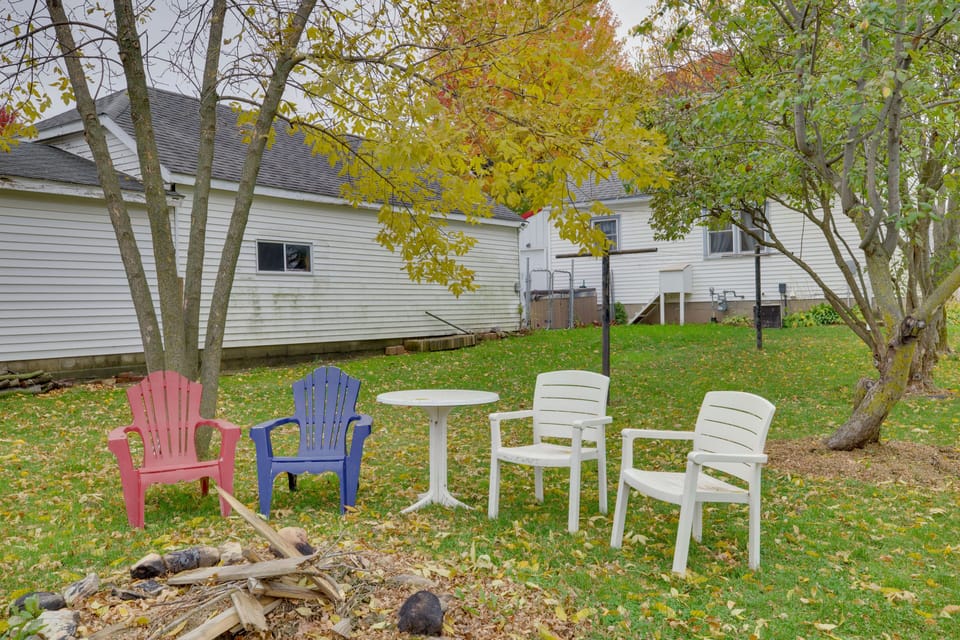 Exterior | Bedroom/Full Bathroom on 1st Floor | Pet Friendly w/ Fee