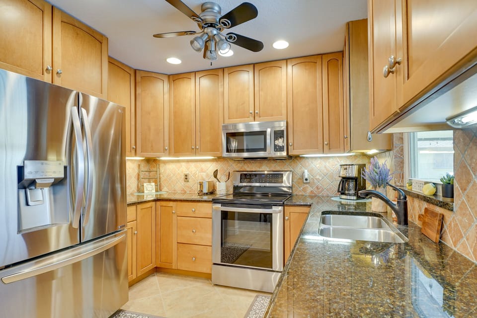 Kitchen | Cooking Basics | Coffee Maker | Dishware + Flatware