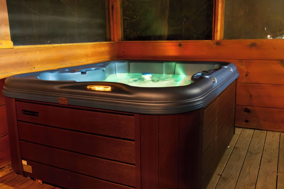 Heavenly Peace Hot Tub (1)