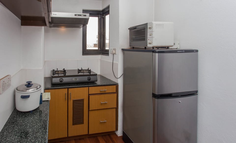 Comfort Suite, 2 Bedrooms | Private kitchen
