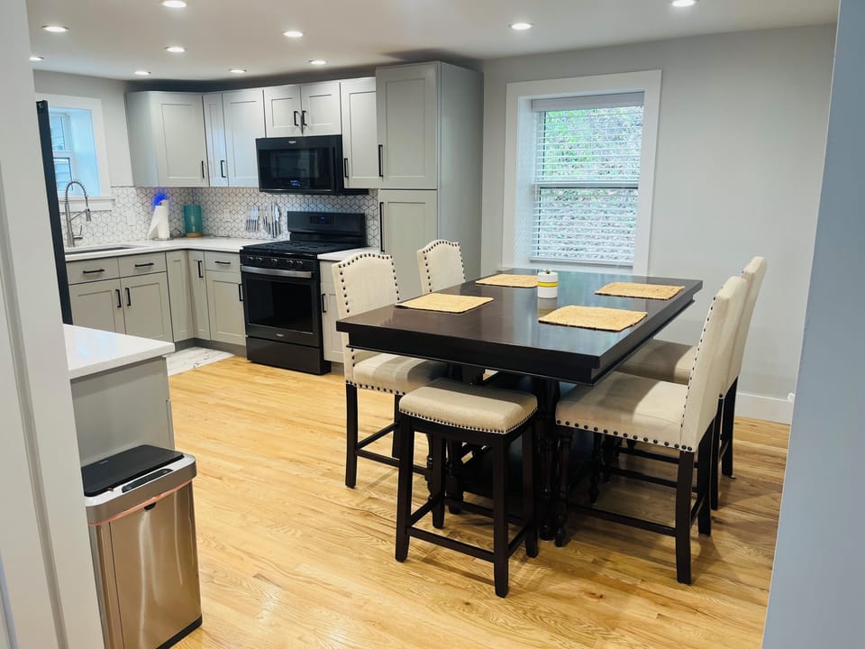 Kitchen and dining area