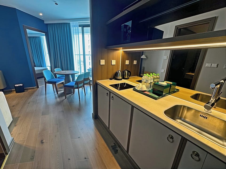 Apartment, 2 Bedrooms, Balcony, Garden View | Premium bedding, in-room safe, individually decorated