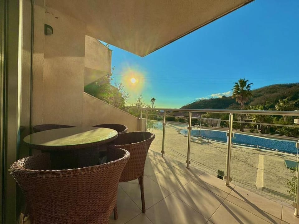 Premium Apartment | Terrace/patio