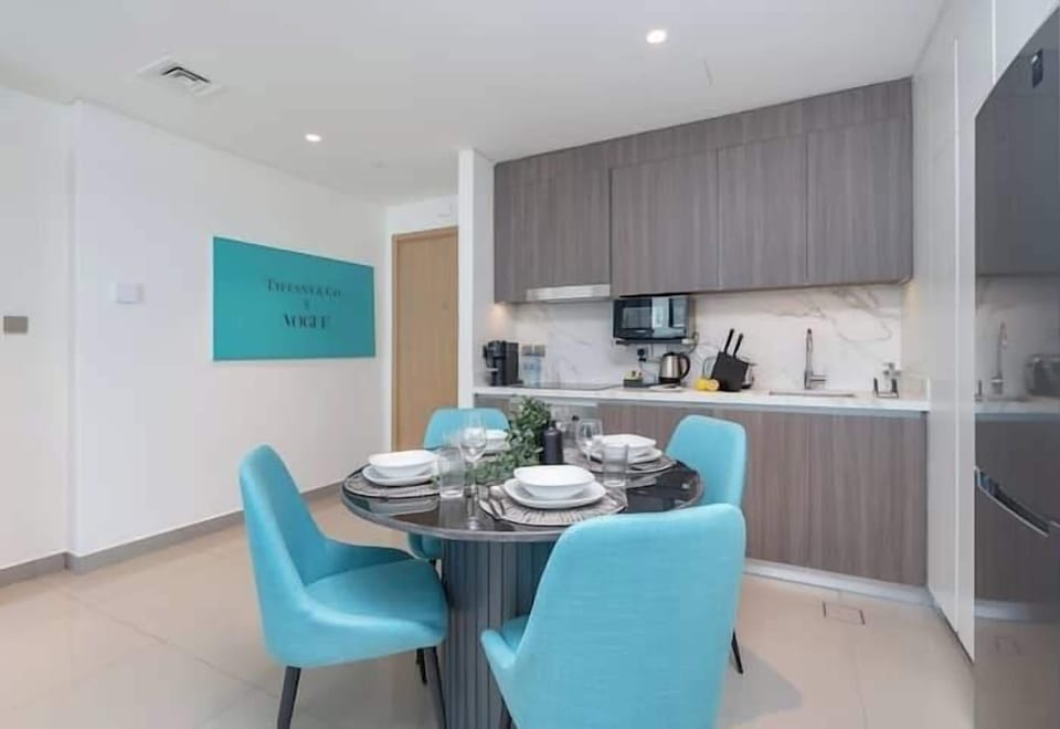 Luxury Apartment | In-room dining