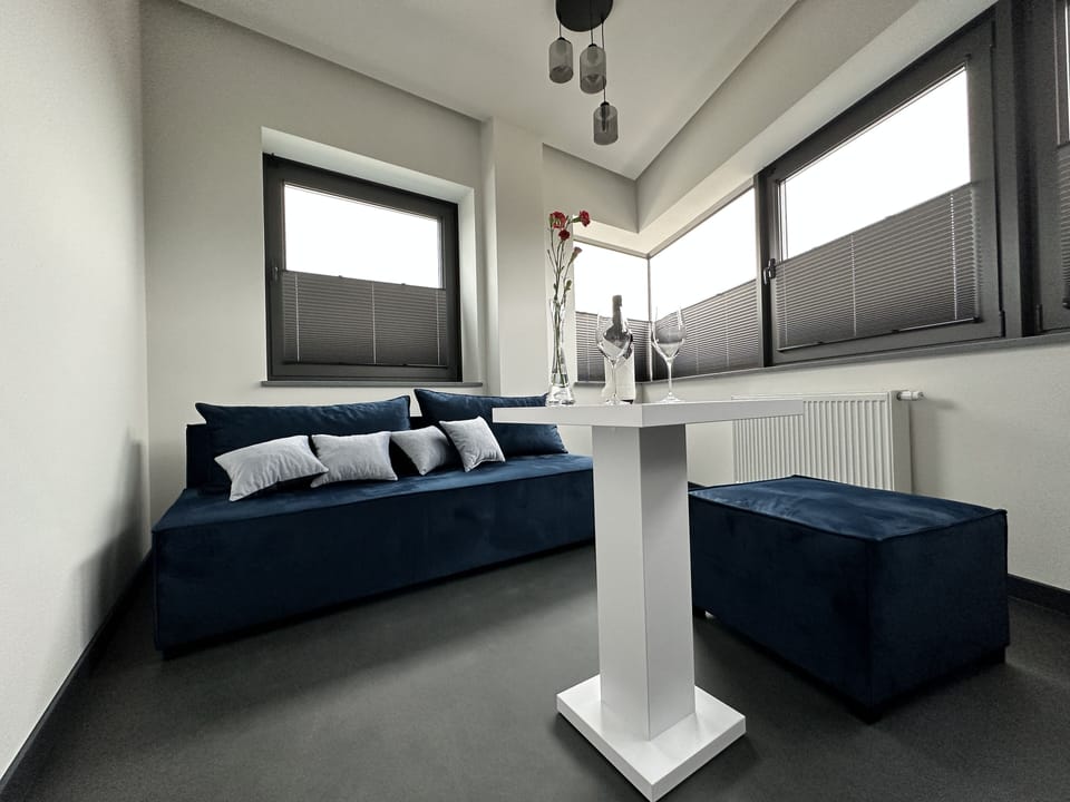 Comfort Room | Living area | TV