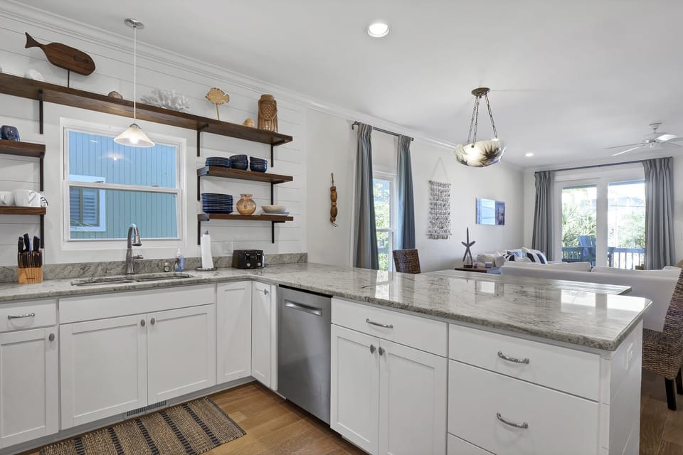 Beautiful open space for easy meal prep