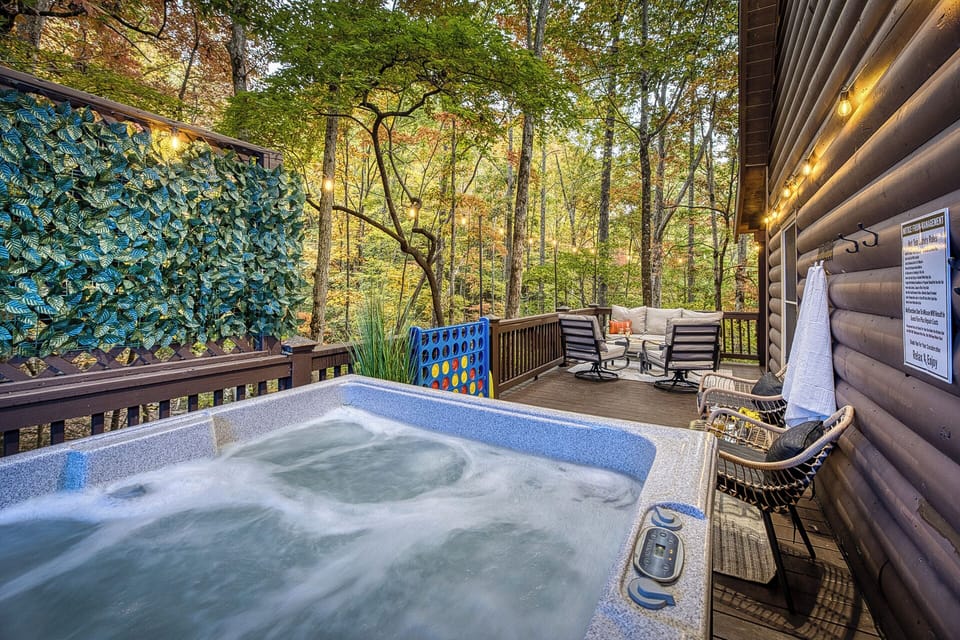 Ease in any time of day — the ivy-covered privacy wall means it doesn't matter if it's noon or midnight, this hot tub is yours whenever you want it.