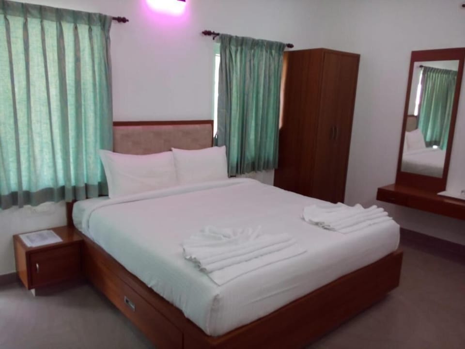 Deluxe Room | Free WiFi