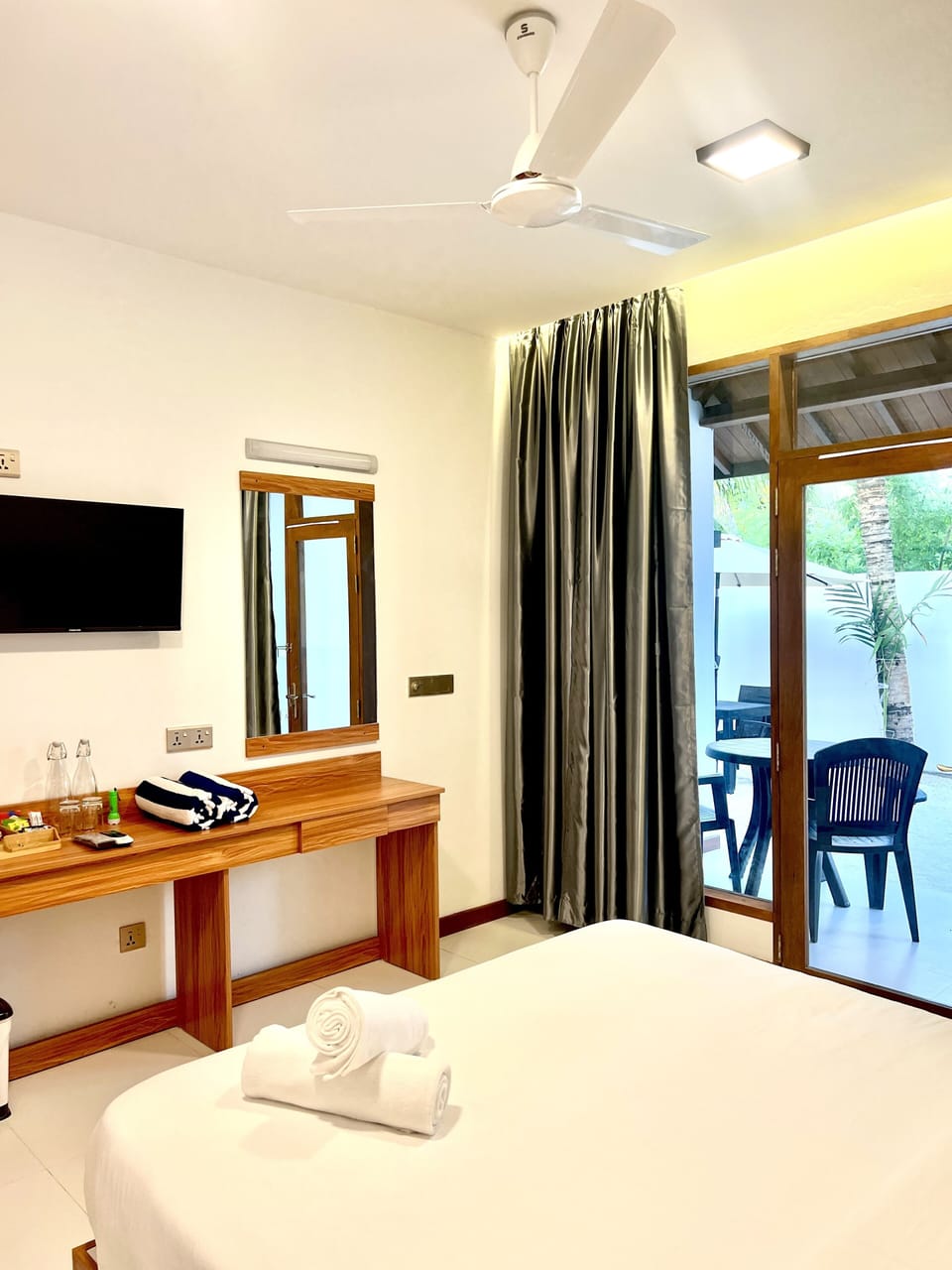 Deluxe Double Room, 1 Double Bed, Garden View | Desk, free WiFi, bed sheets