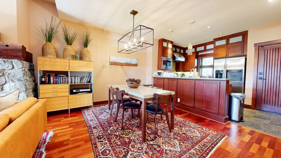 Home Decor, Indoors, Dining Room, Dining Table, Furniture