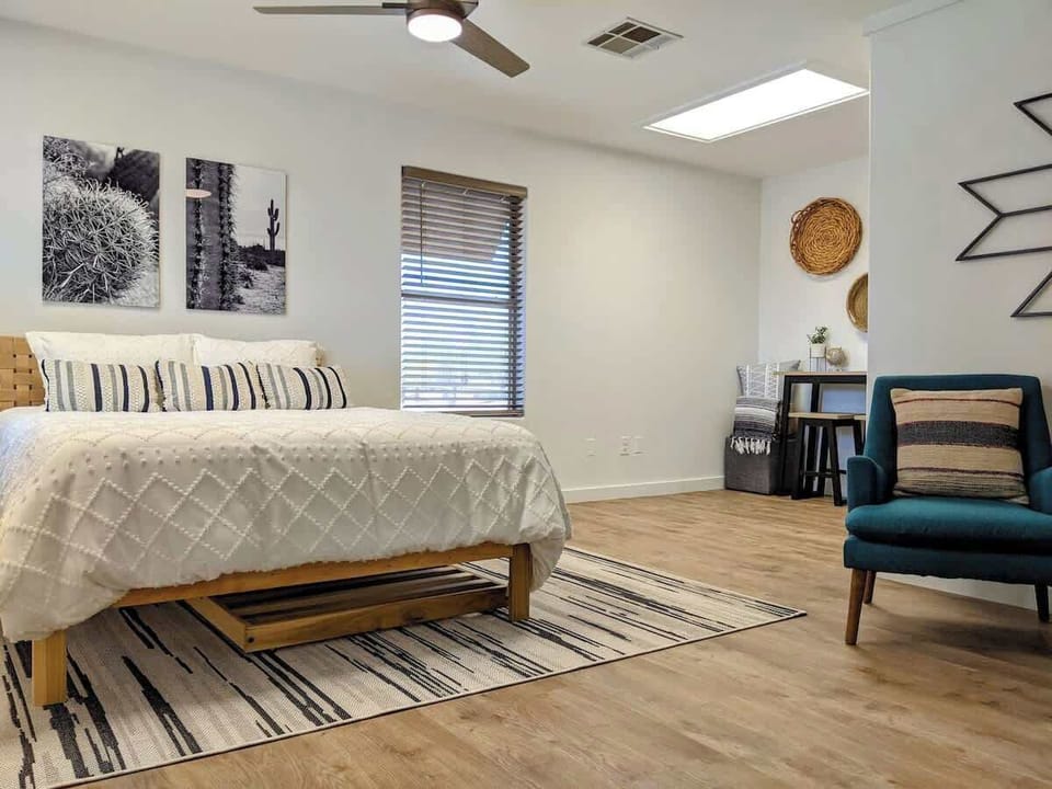 Serene Sleeping Space 