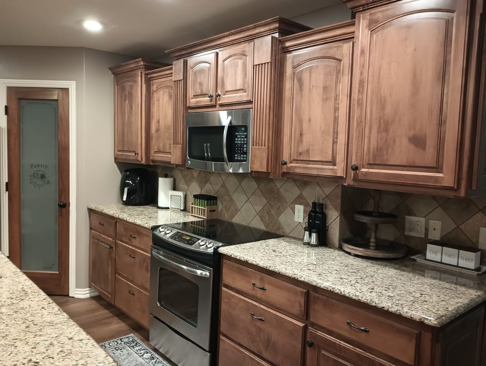 Kitchen Stove and Microwave 