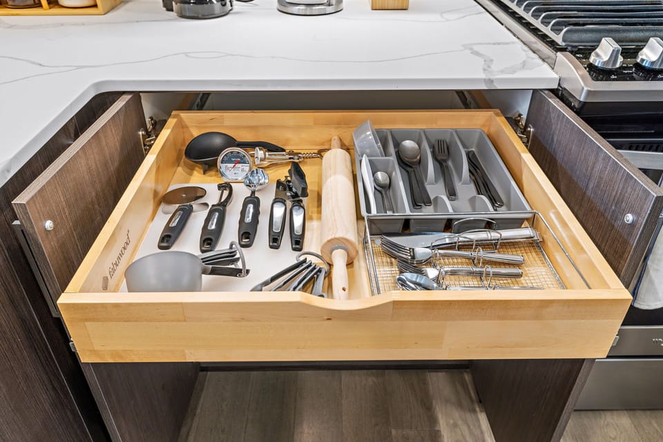 Fully loaded kitchen