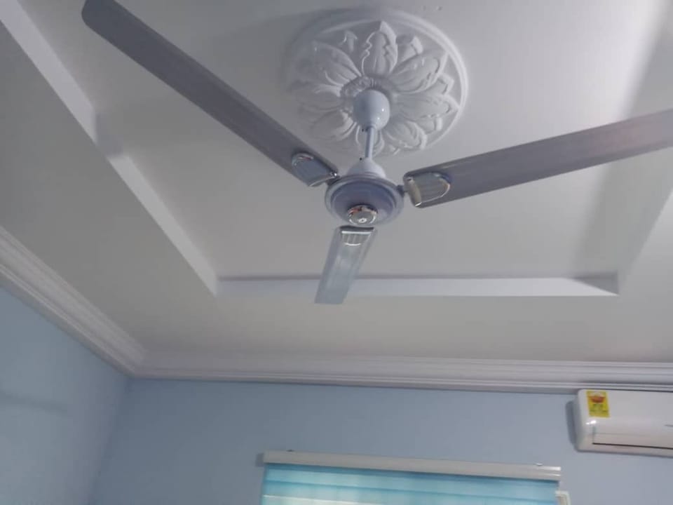 Classic Room | 10 bedrooms, iron/ironing board