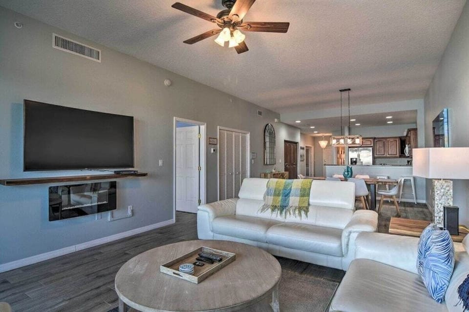 Living Room w/ 65" Flat Screen Smart TV