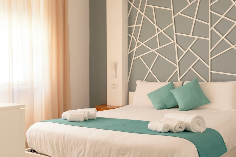 Apartment 107 | 1 bedroom, in-room safe, blackout drapes, soundproofing