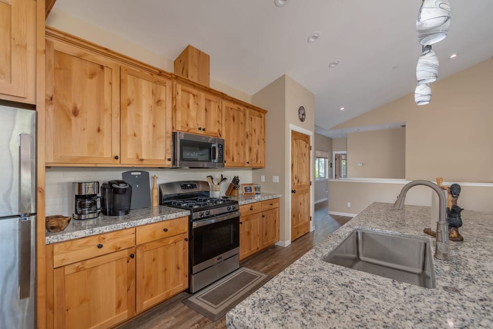 Kitchen 2