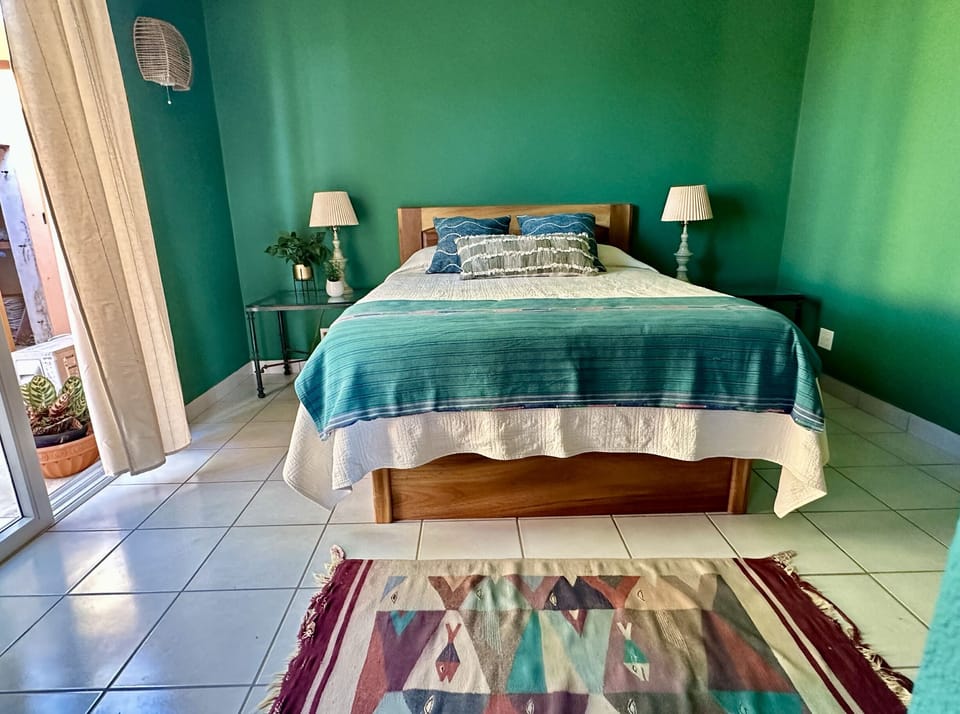 Floor, Lamp, Indoors, Furniture, Bed