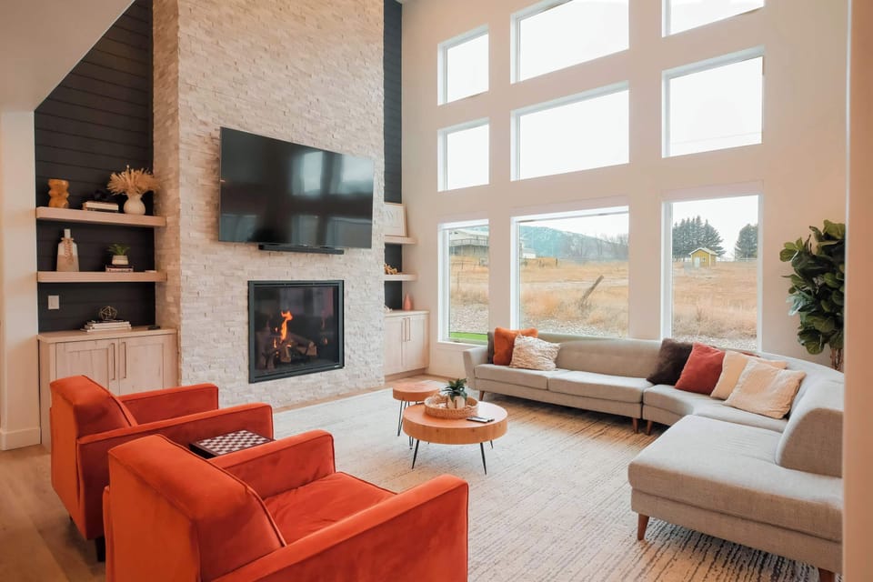 Unwind in our spacious family room, boasting breathtaking views!