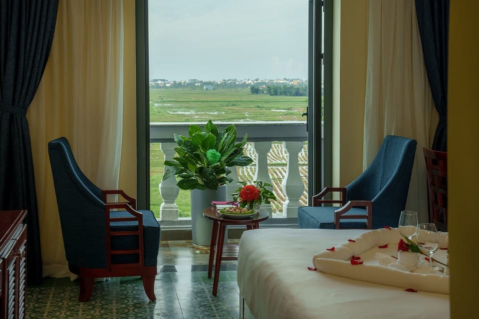 Premier Deluxe Double or Twin Room | Pillowtop beds, minibar, in-room safe, desk