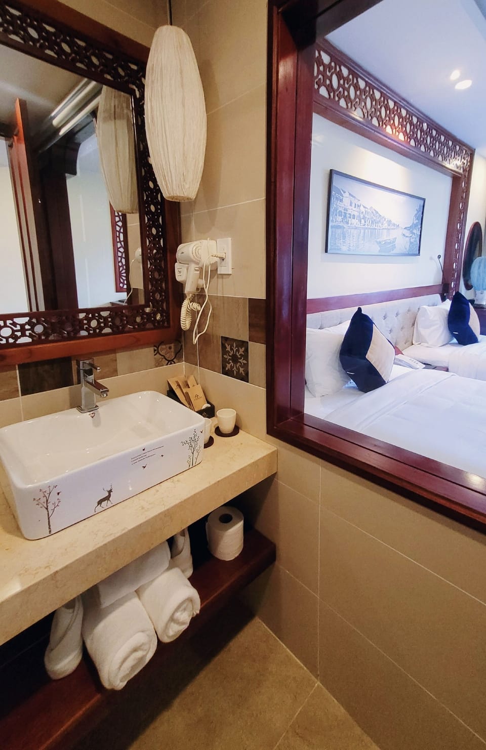 Superior Double or Twin Room | Bathroom | Designer toiletries, hair dryer, bathrobes, slippers