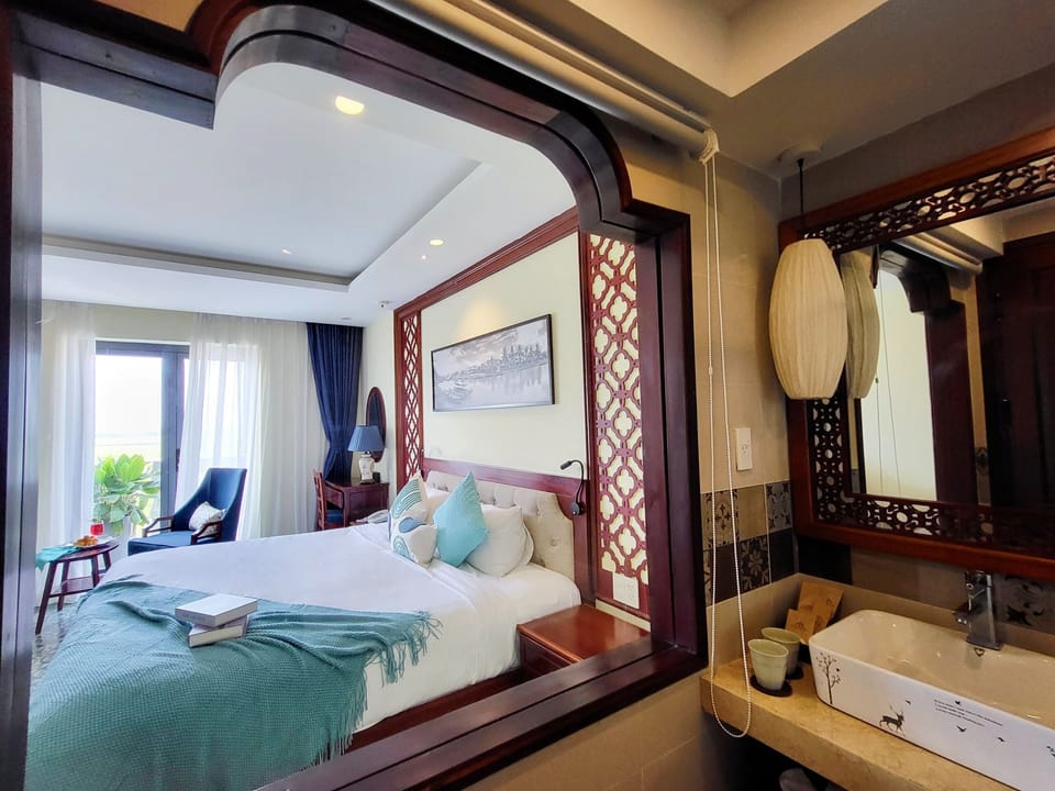 Premier Deluxe Double or Twin Room | Pillowtop beds, minibar, in-room safe, desk