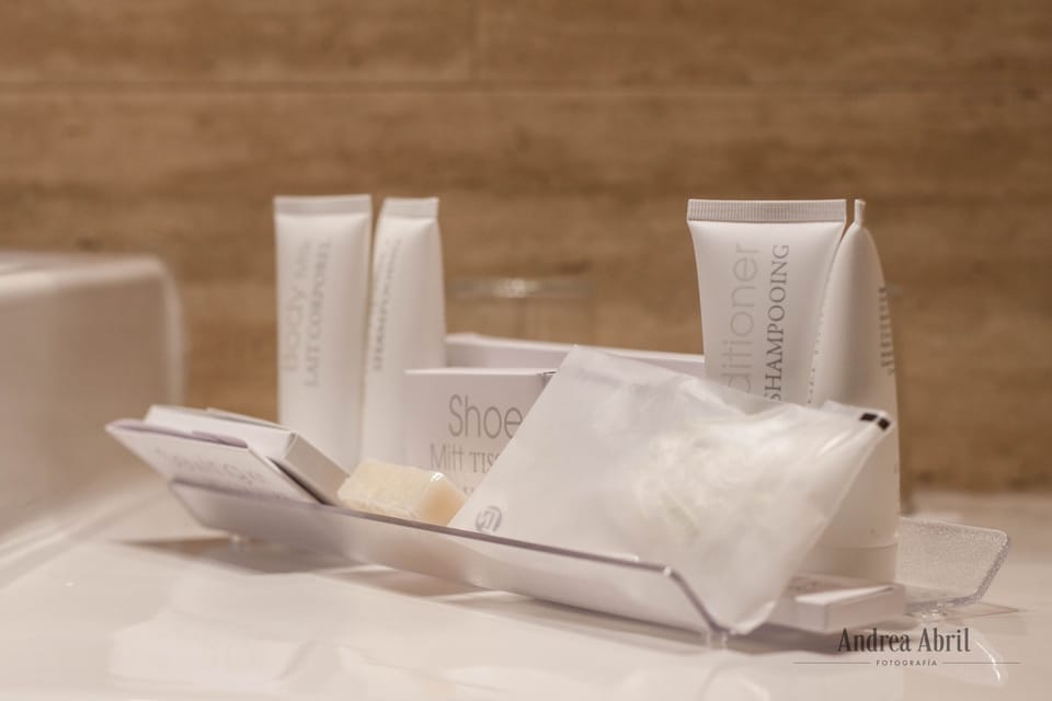 Cozy | Bathroom | Free toiletries, hair dryer, bidet, towels