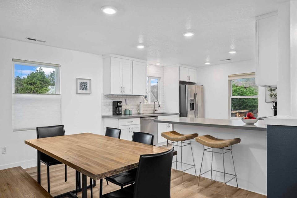 "The house was lovely and super comfortable with easy access to the beautiful and never crowded beach." - Lauren