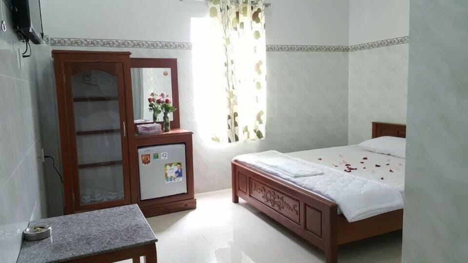 Single Room | Individually furnished, desk, free WiFi, bed sheets