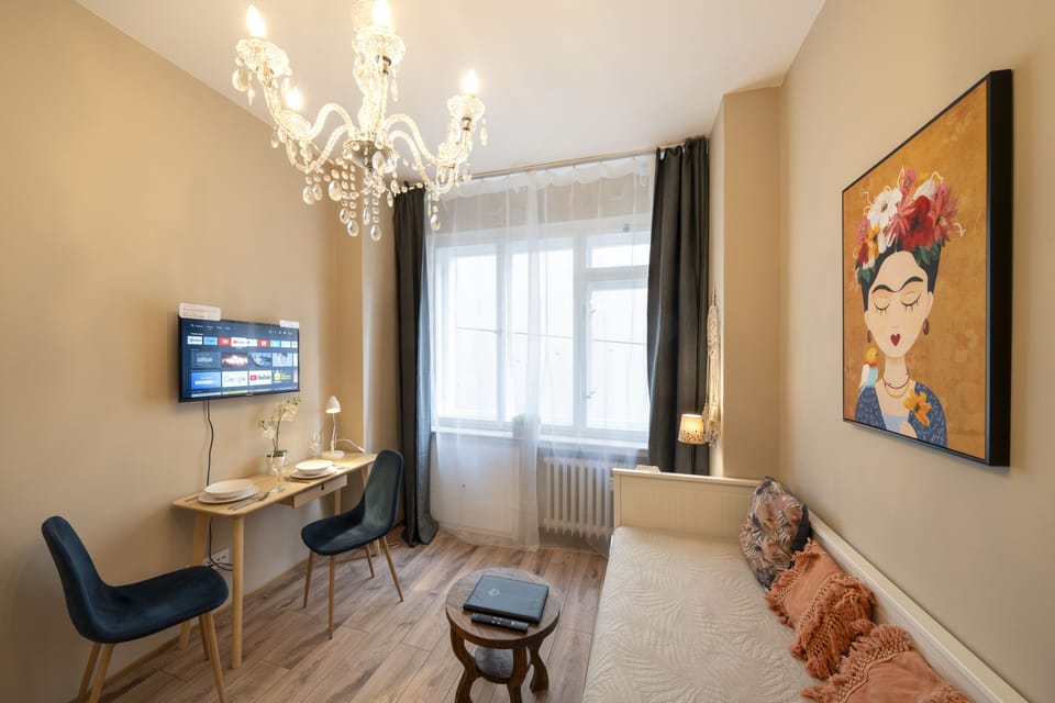 Deluxe Studio Suite, 1 Bedroom | Select Comfort beds, desk, laptop workspace, blackout drapes