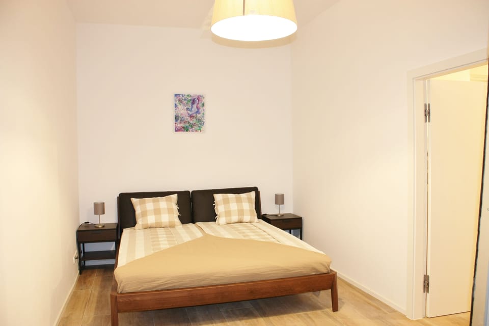 Deluxe Townhome, 1 Bedroom, Kitchen | 1 bedroom, iron/ironing board, cribs (free), WiFi (free)