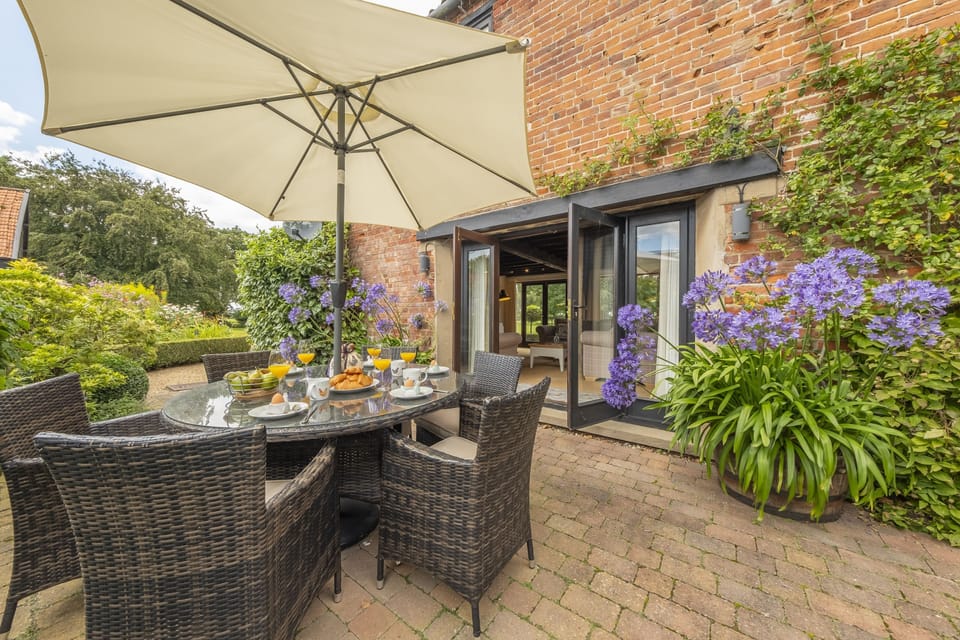 Pretty courtyard garden that is accessible from the kitchen and the sitting room
