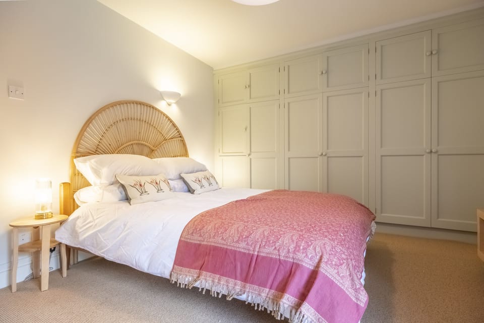 First floor: Master bedroom