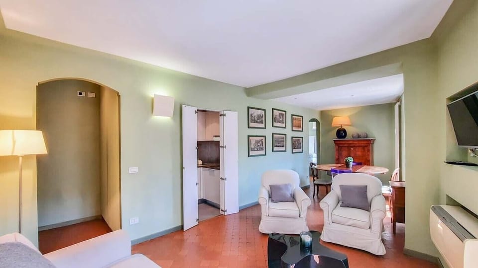 Classic Apartment | Living area