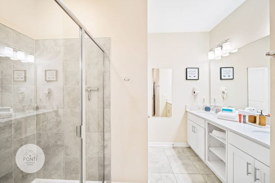 Master Bathroom#Disney #Parks #kingdom #springs #StoreyLake #resort #Apartment #Vacation #Rental #waterpark #Kissimmee #Orlando #universal #citywalk