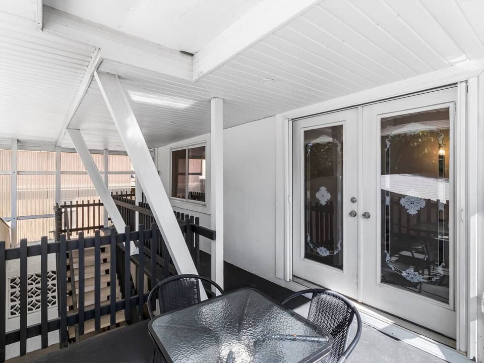 Access to Small Outdoor Seating From Entrance And Dining Area