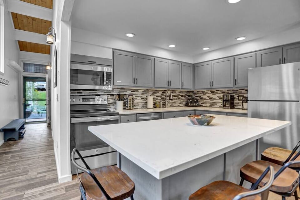 Large kitchen, including all necessary cookware for your use.