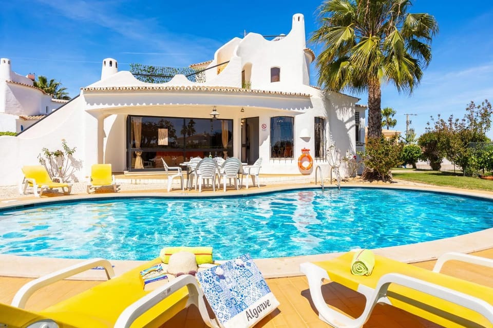 Beautiful villa with private pool and terrace