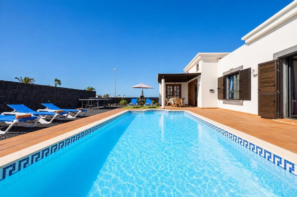 Beautiful villa with private pool and terrace with sea views