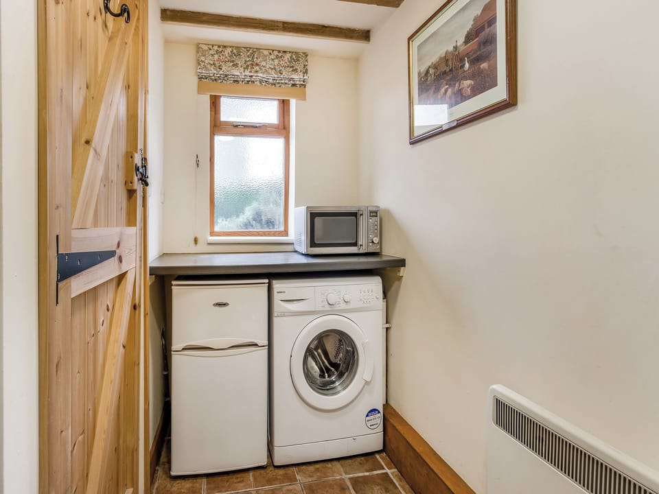 Interior | Shepherds Hut - Morrells Wood Farm, Leighton, near Shrewsbury