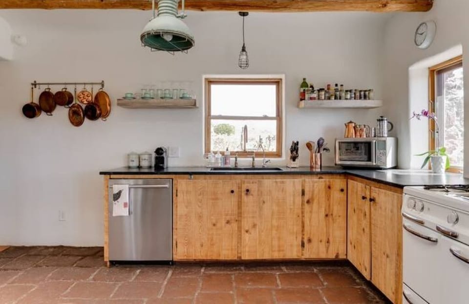 Kitchen again. 