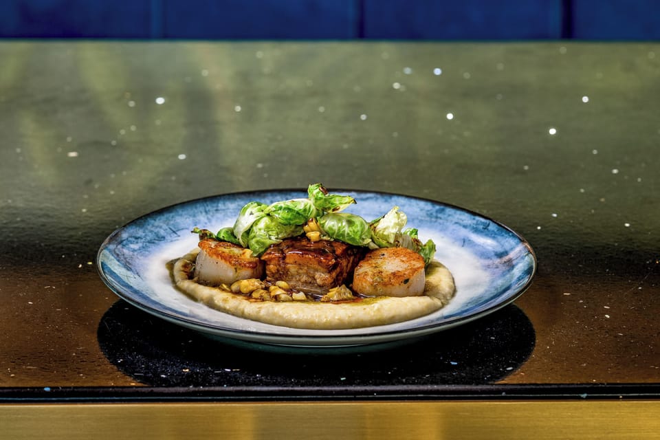 Breakfast, lunch and dinner served