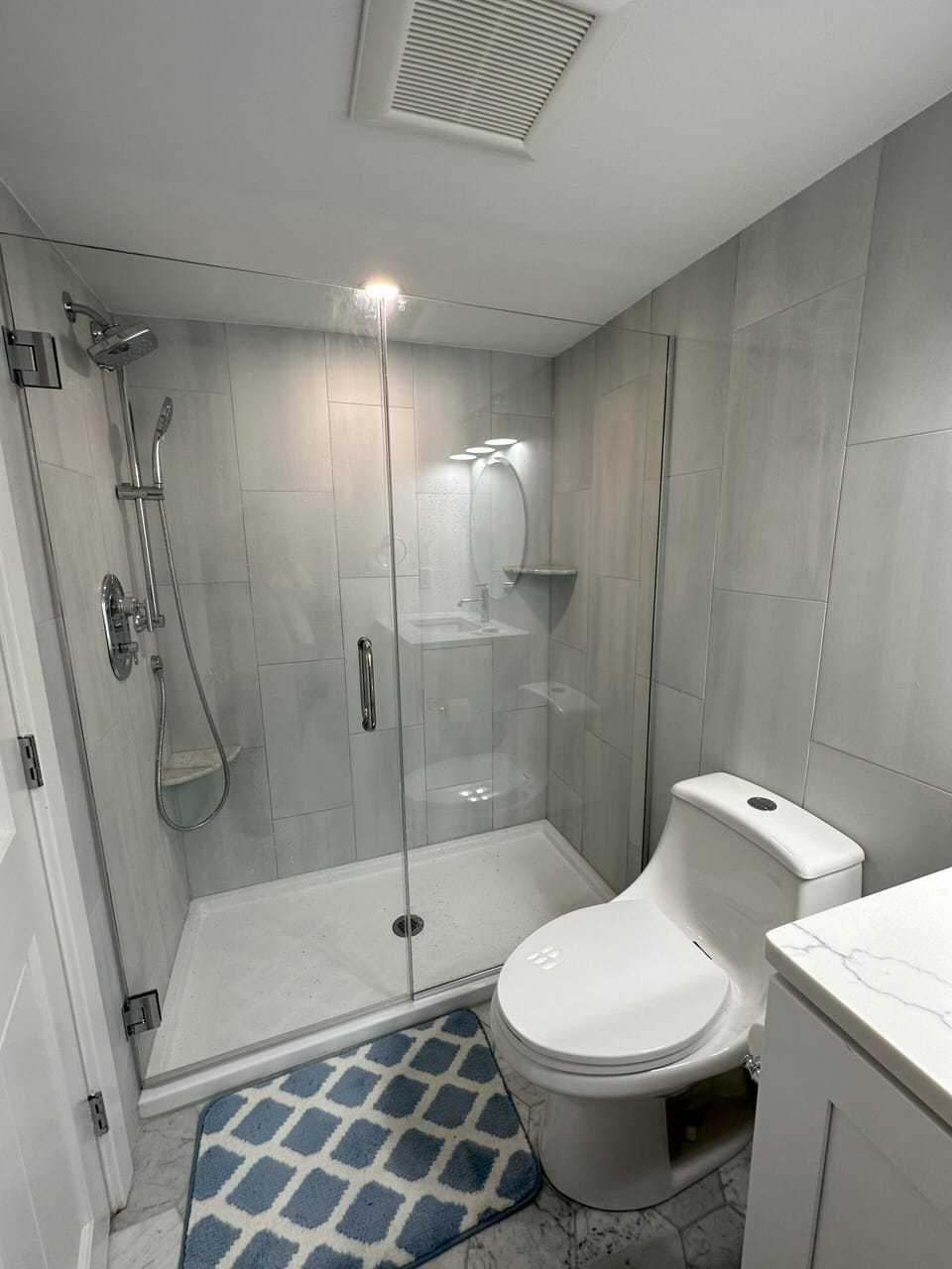 Ensuite shower