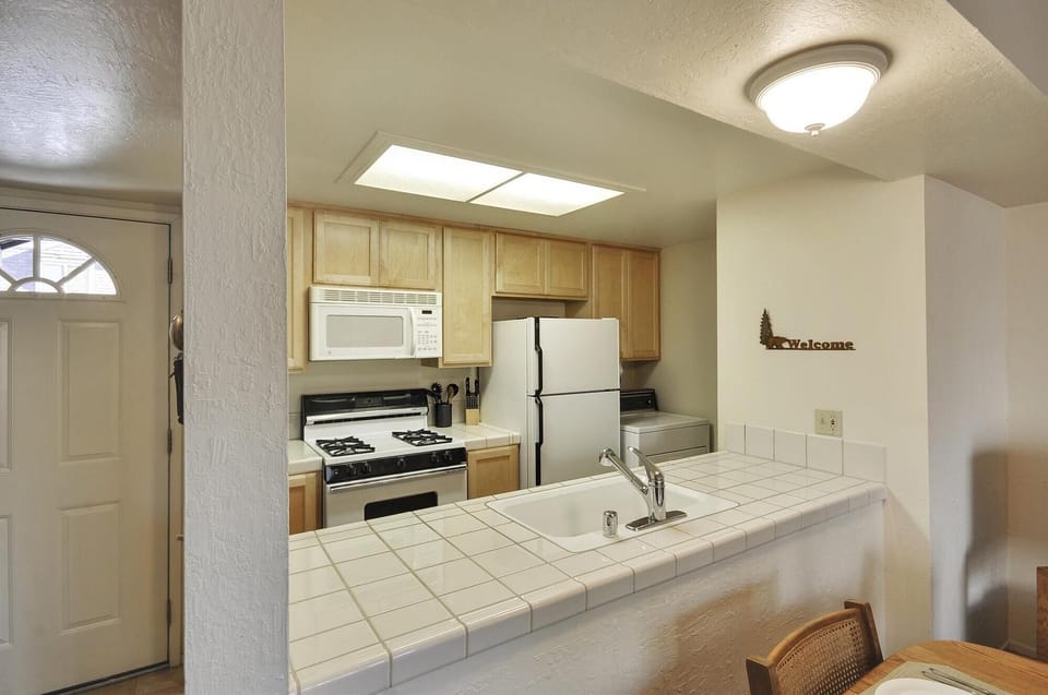 Kitchen - entry level