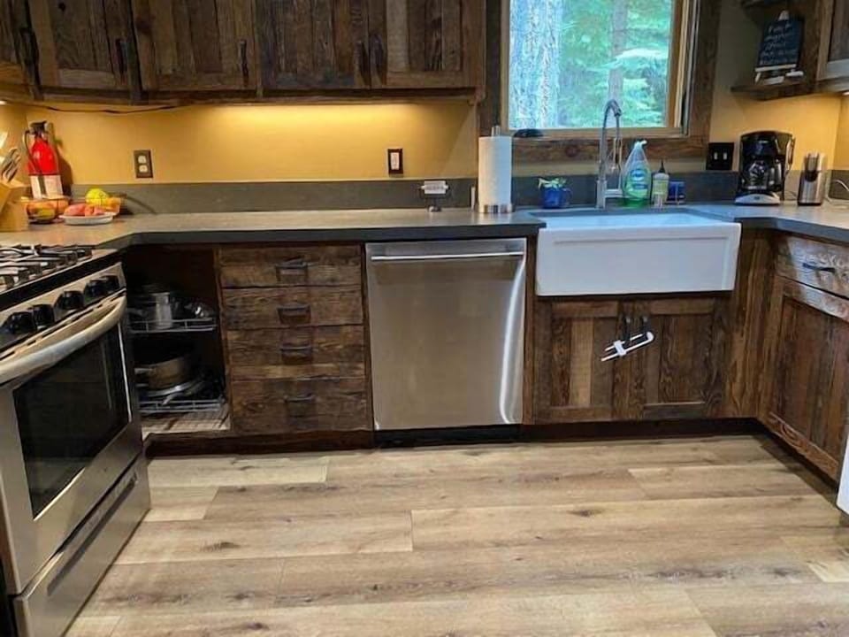 Kitchen- newly remodeled